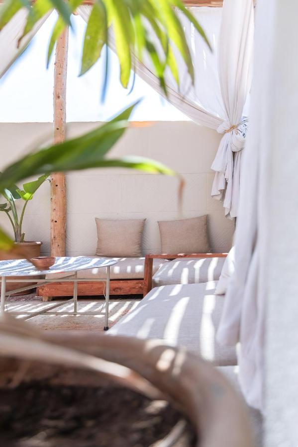 Desart Hostel Tamraght Εξωτερικό φωτογραφία
